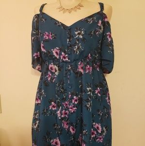 Beautiful Torrid Flowered Blouse